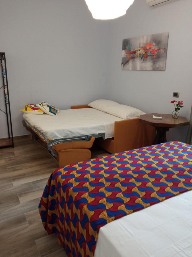 Cappuccini Express House Apartment ปอซซุออลี ภายนอก รูปภาพ