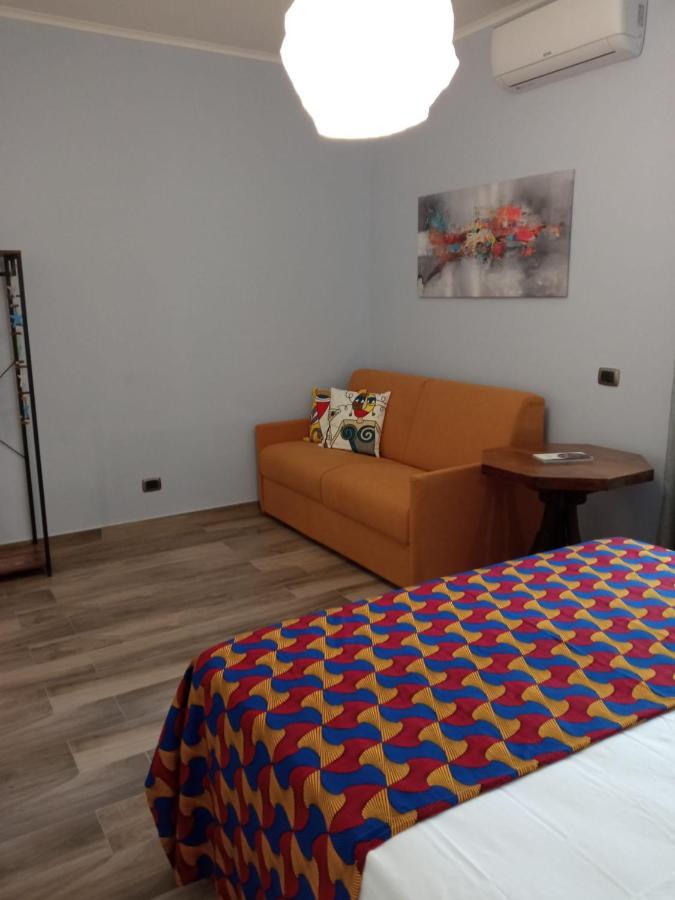 Cappuccini Express House Apartment ปอซซุออลี ภายนอก รูปภาพ